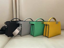 Picture of Fendi Lady Handbags _SKUfw152930252fw